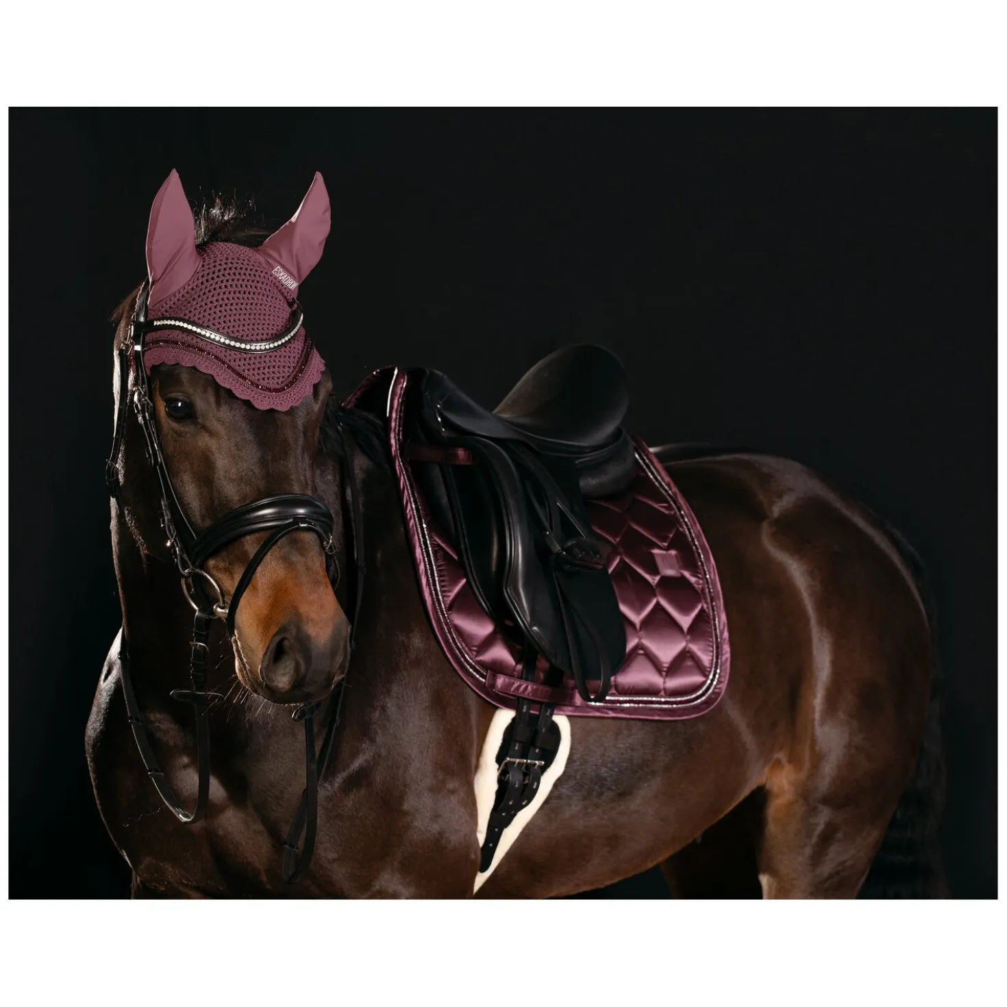 ESKADRON Classic Sports Schabracke Satin Frills